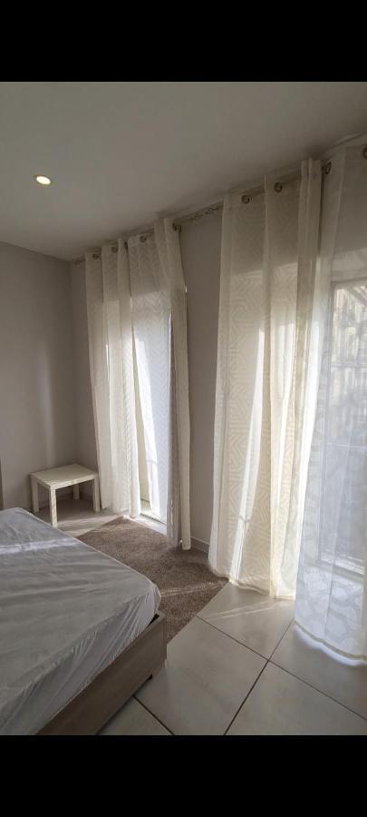 Garibaldi Room نابولي المظهر الخارجي الصورة