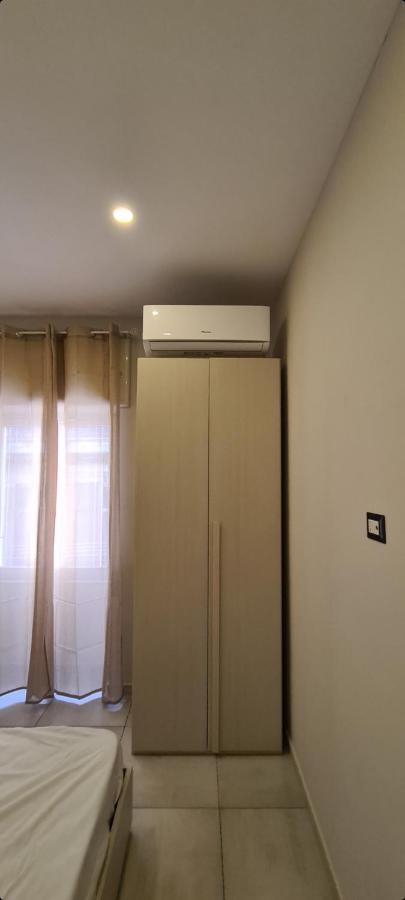 Garibaldi Room نابولي المظهر الخارجي الصورة