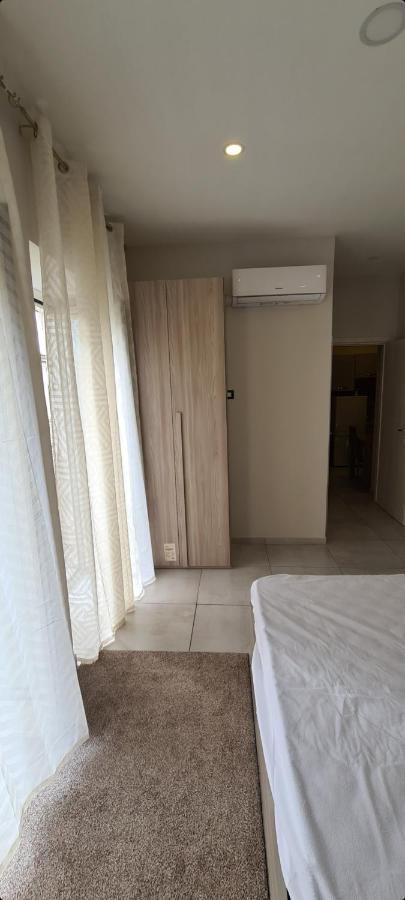 Garibaldi Room نابولي المظهر الخارجي الصورة